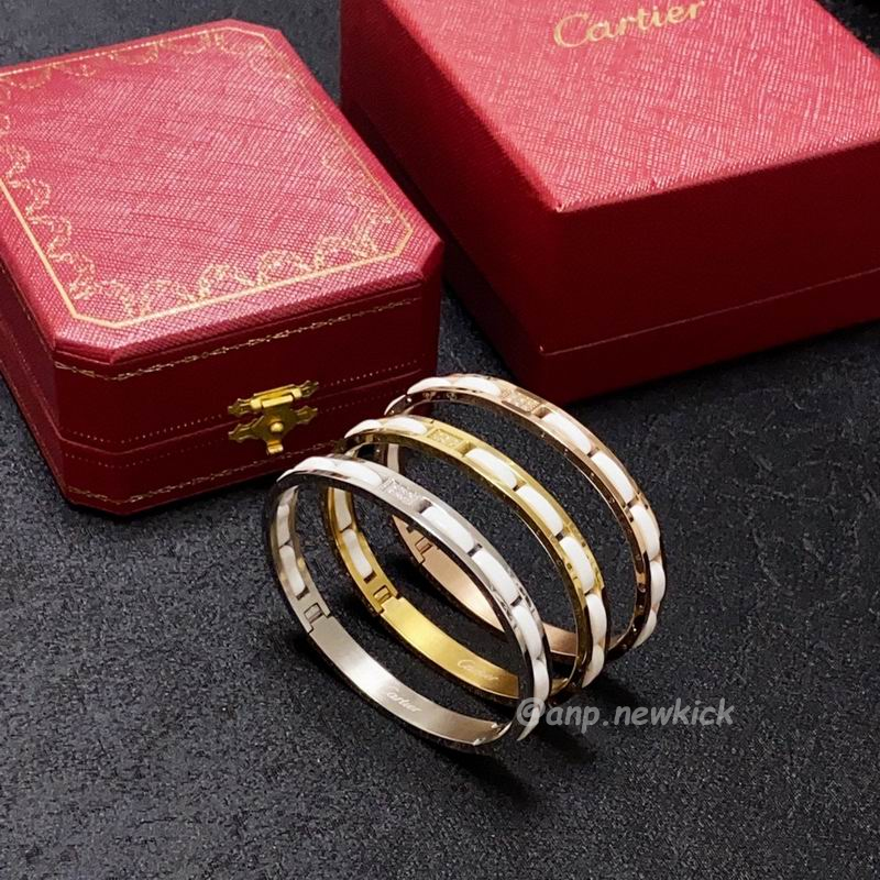 Cartier Bracelet 18k Gold (9) - newkick.cc